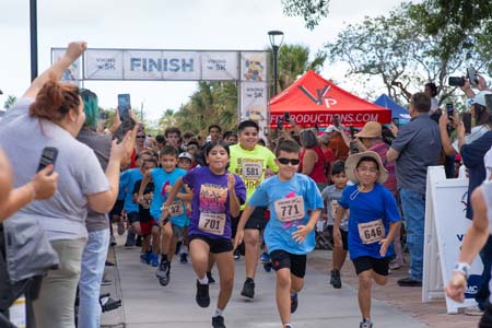 Viking 5K youth runners